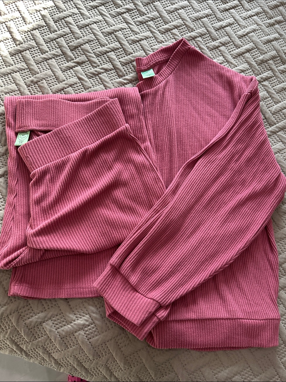 Honeydew Ribbed Two-Piece Lounge Set in Dusty Rose